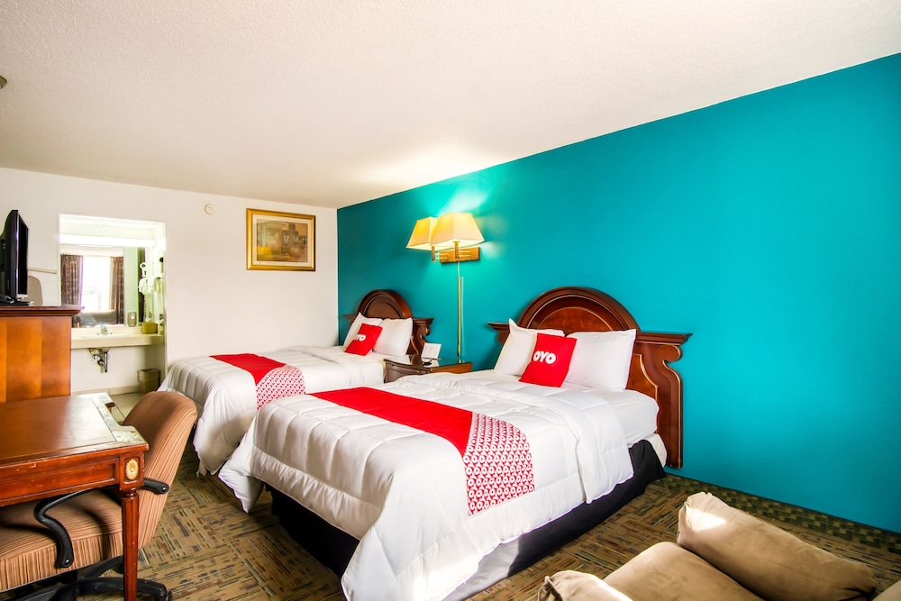 OYO Hotel Hutchinson West 4th Ave - photo 28