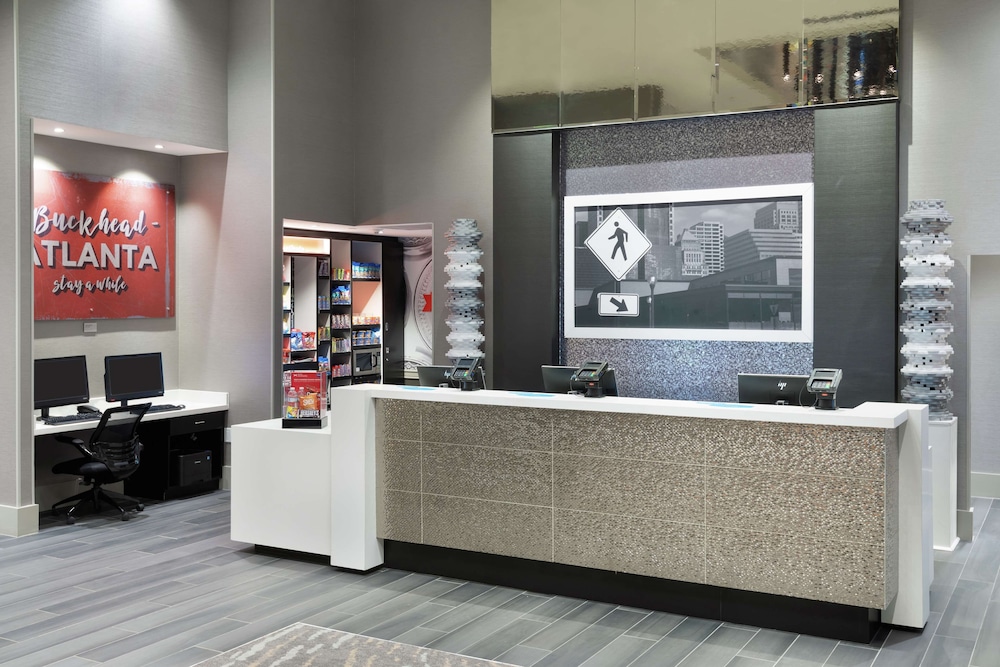 Hampton Inn & Suites Atlanta Buckhead Place - photo 4