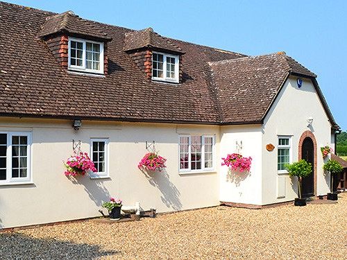 Oak Tree Cottage Bed & Breakfast — 4-Star Luxury Hotel in Tenterden, United Kingdom
