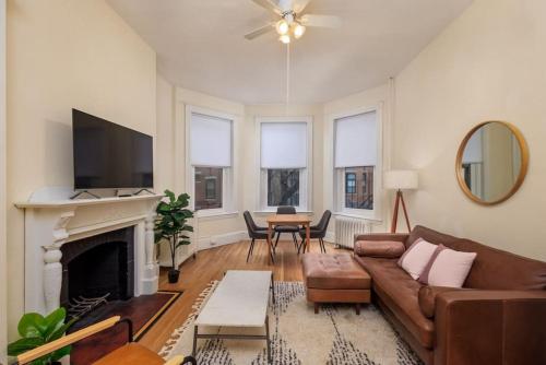 Cozy Back Bay 1 Bed 1 Bath — 4-Star Luxury Hotel in Boston, United States
