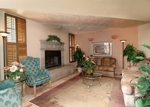 Clarion Suites Yuma - photo 12
