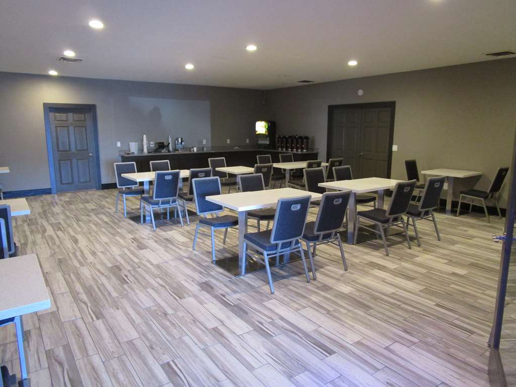 SureStay Plus Hotel by Best Western Point Richmond - photo 9