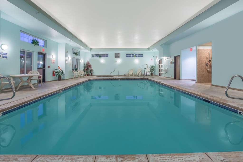 Days Inn by Wyndham Manitou Springs - photo 3