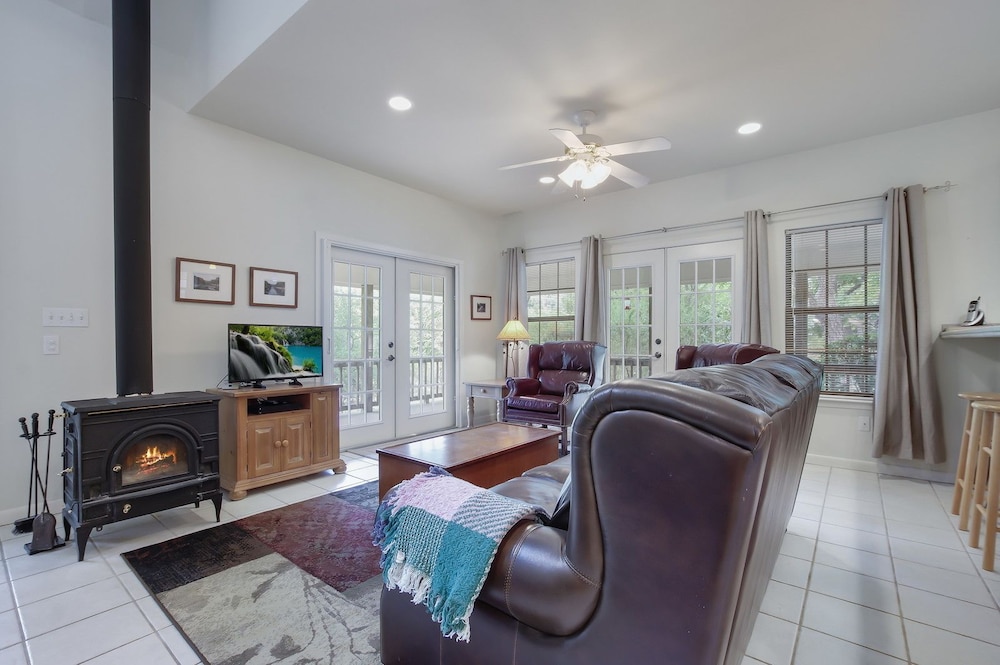 Guadalupe River Rock Retreat 9740 by RedAwning - photo 15