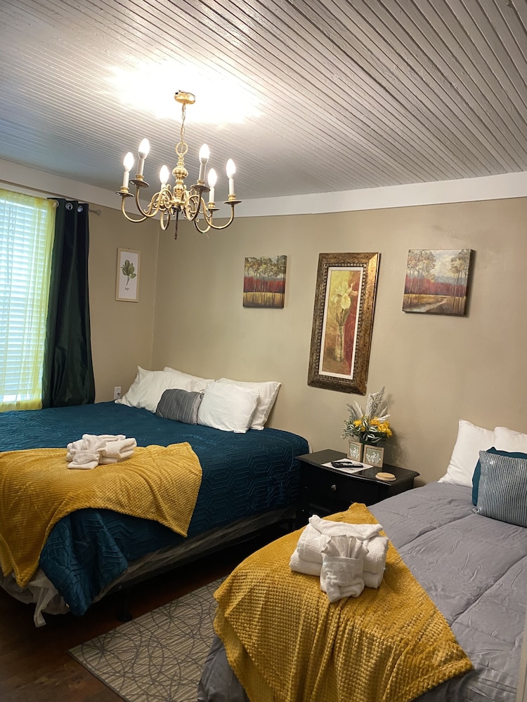 Bella's Boutique Hotel - photo 63
