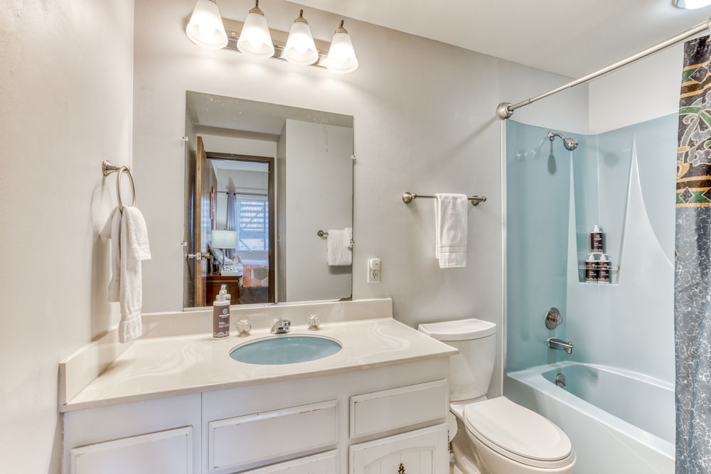 Sand & Sea Resort Condominiums - photo 847