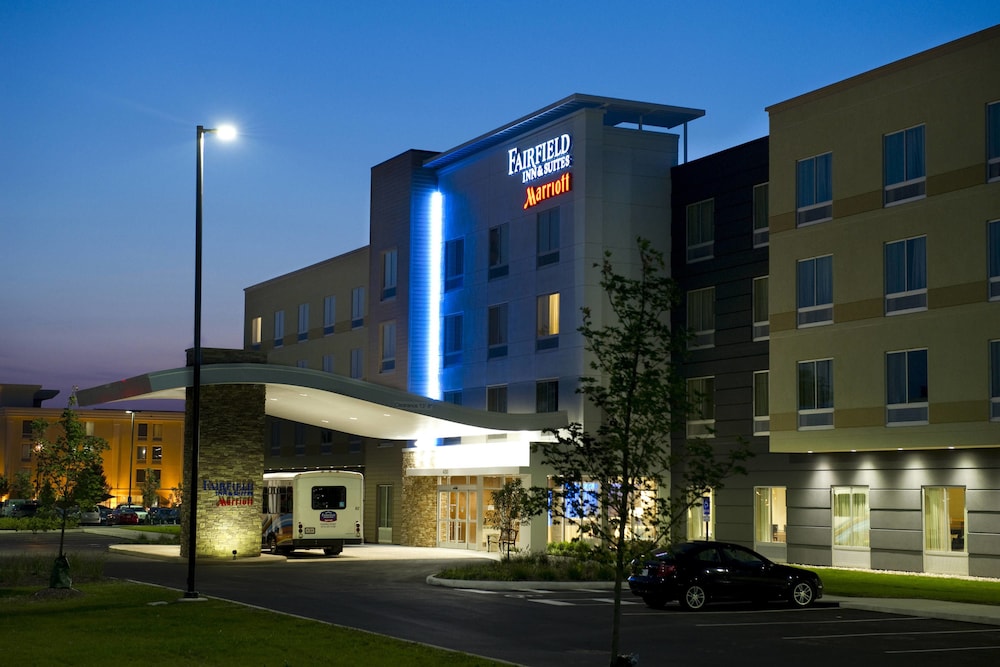 Fairfield Inn & Suites by Marriott Columbus Airport in Columbus, United States