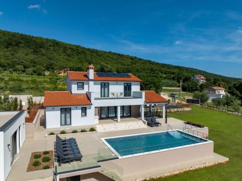 Villa Astrid — 5-Star Luxury Hotel in Labin, Croatia