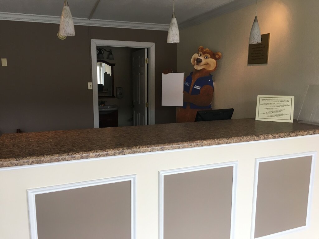 Travelodge by Wyndham Harriman - photo 7