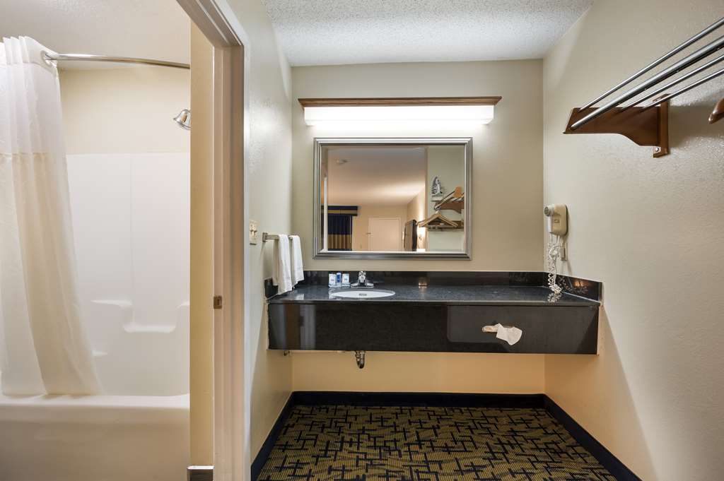 SureStay Hotel by Best Western Meridian - photo 22