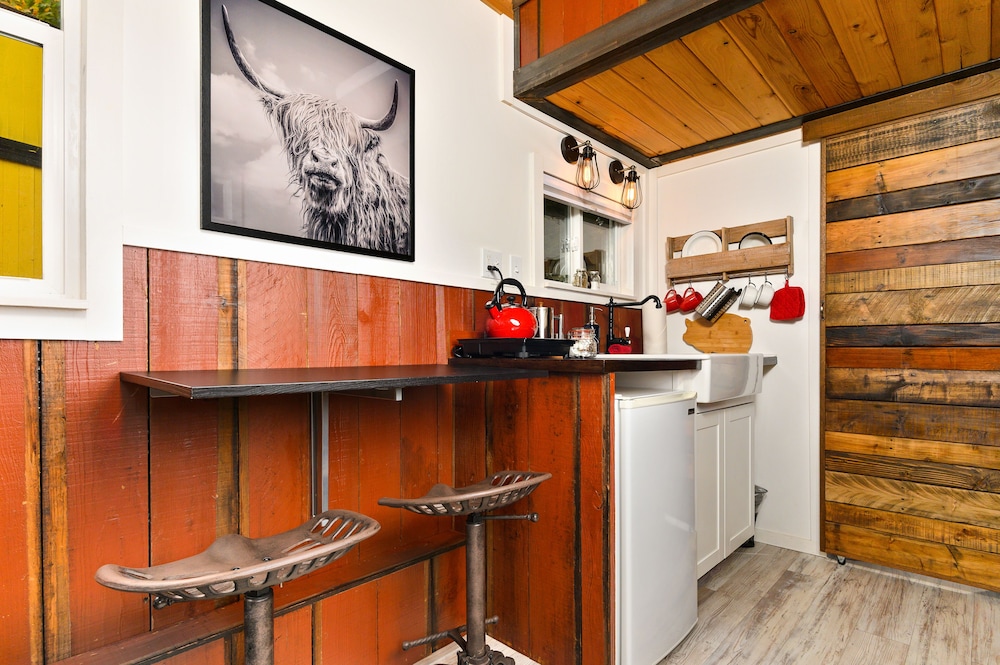 Tiny Digs Hotel of Tiny Houses - photo 45