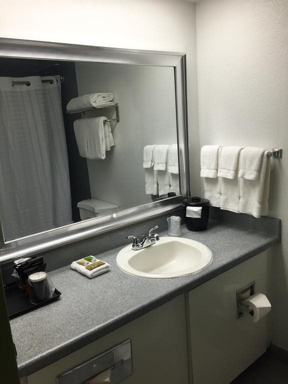 The Highlander Hotel — Austin — photo 3