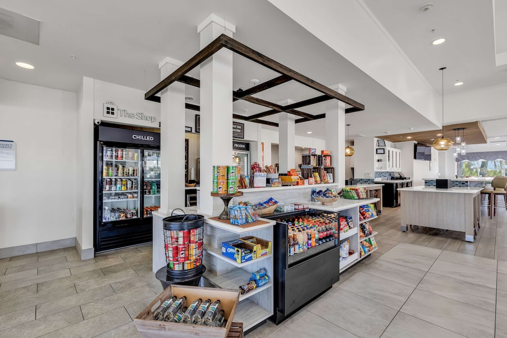 Hilton Garden Inn Myrtle Beach Coastal Grand Mall - photo 36