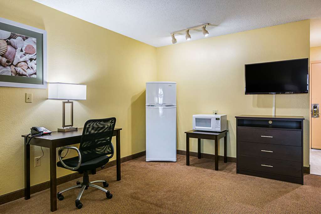 Quality Inn & Suites Greensburg I 74 - photo 19