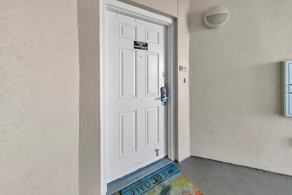 Majestic Beach Towers 1 301 - photo 17