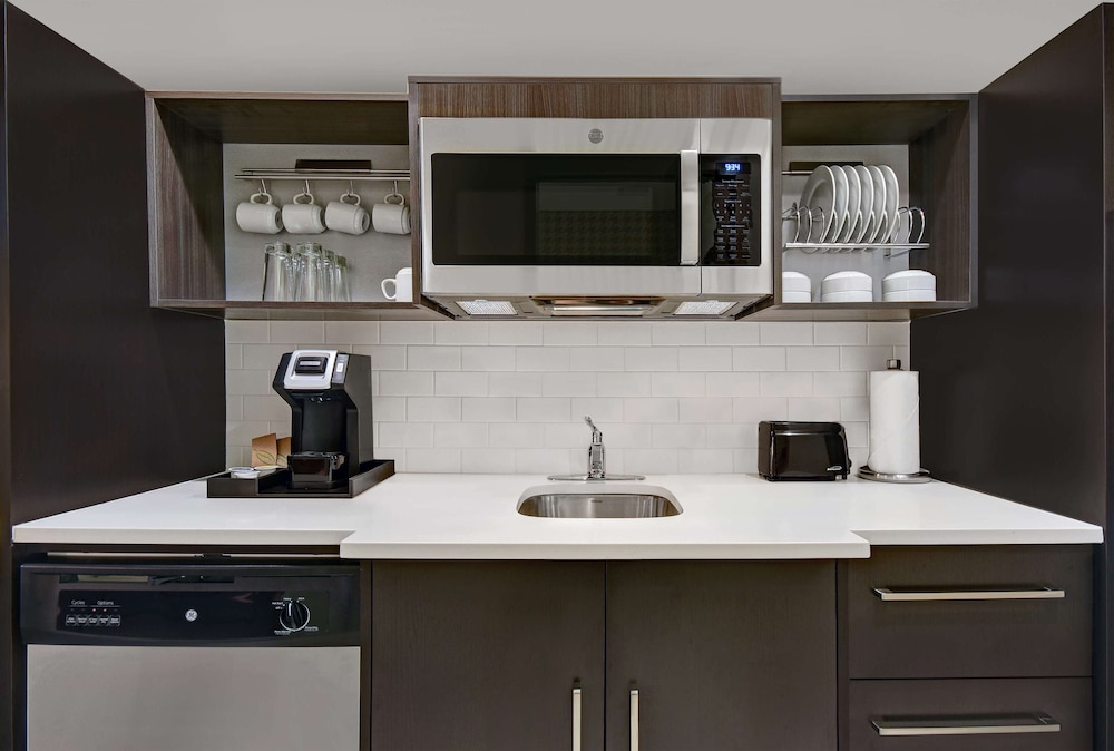 Home2 Suites by Hilton Houston Medical Center TX - photo 15