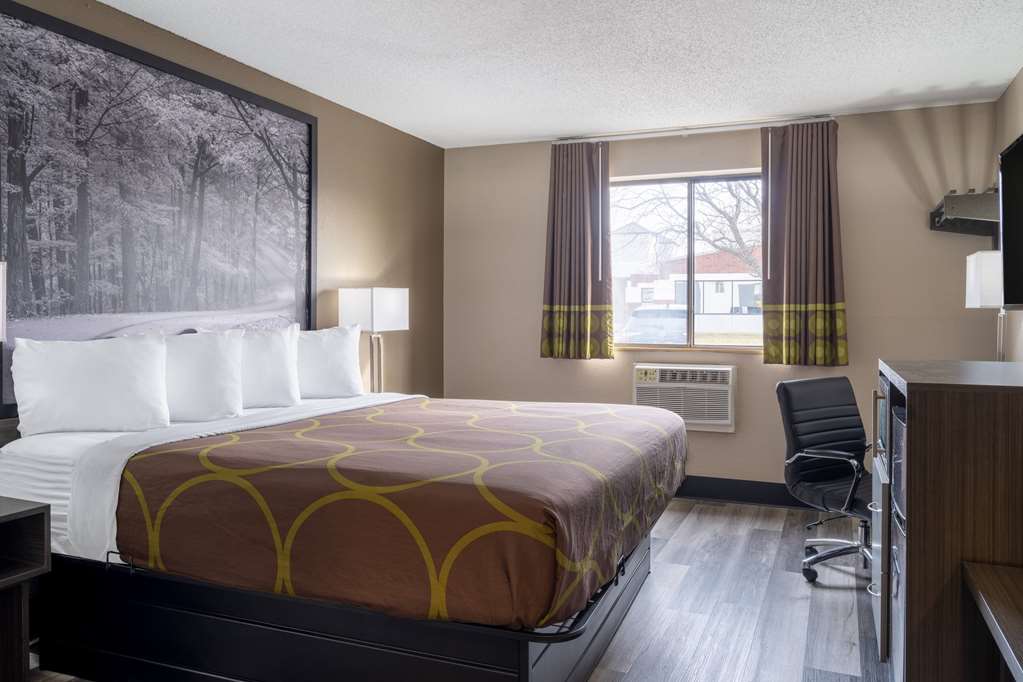 Super 8 by Wyndham Merrillville - photo 28