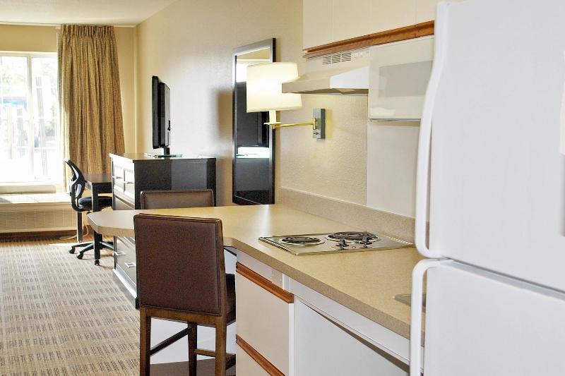 Extended Stay America Suites Chicago Schaumburg Conv Center - photo 33