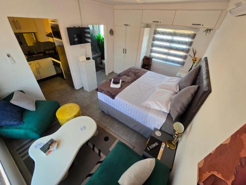Casa Pel Guest Wing — 4-Star Luxury Hotel in Palapye, Botswana