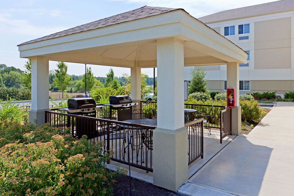 Candlewood Suites Bordentown Trenton by IHG - photo 39