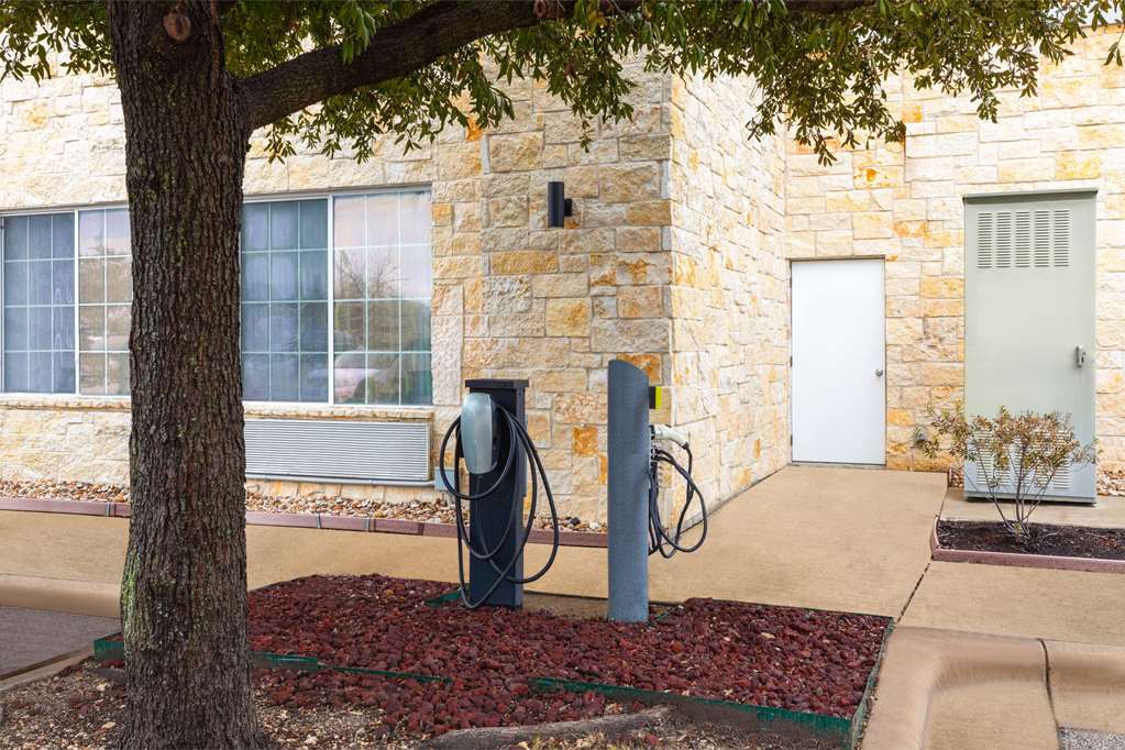 La Quinta Inn & Suites by Wyndham Austin Cedar Park - photo 39