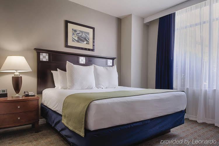 National Harbor Hotel - photo 18