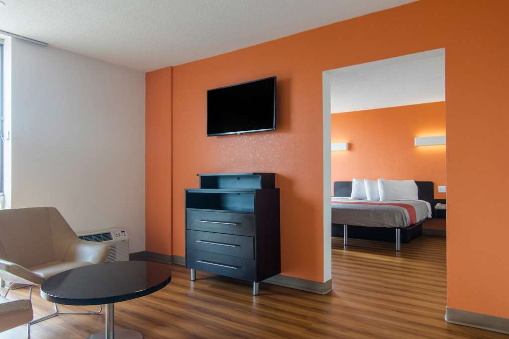 Motel 6 Atlanta GA Atlanta Airport - photo 3