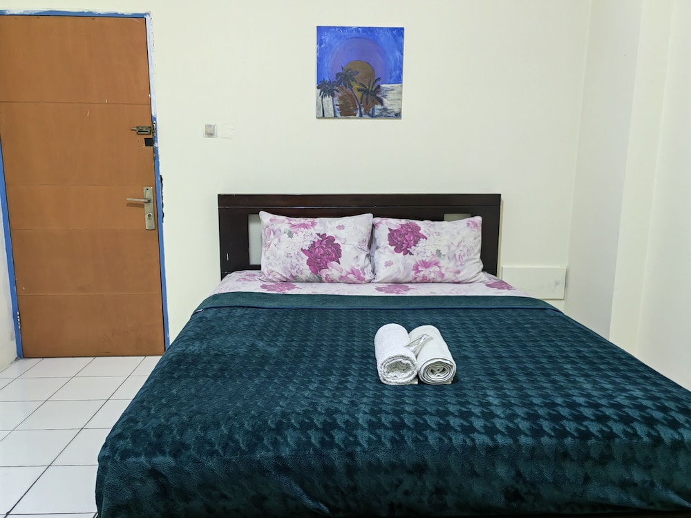 TransitID - carbon neutral hotel in Depok