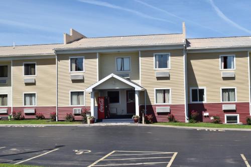 Budget Inn Ontario - photo 15