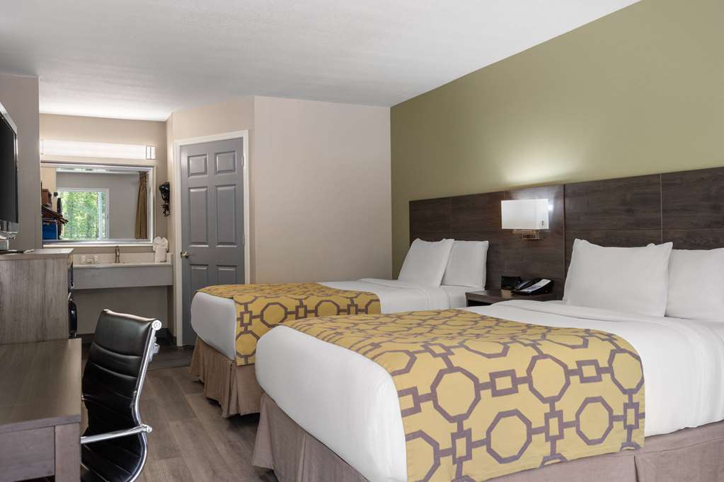 Baymont by Wyndham Kingsland - photo 20