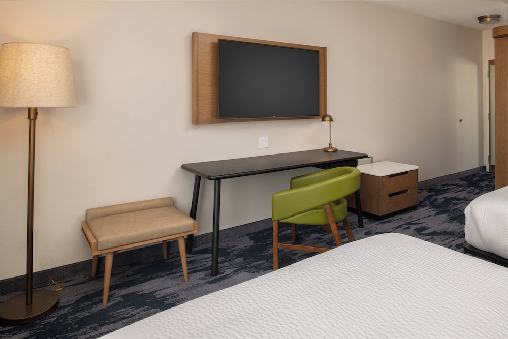 Fairfield Inn & Suites by Marriott Wenatchee - photo 6