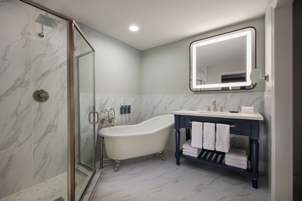 The Westin Sacramento Riverfront Hotel & Spa - photo 41