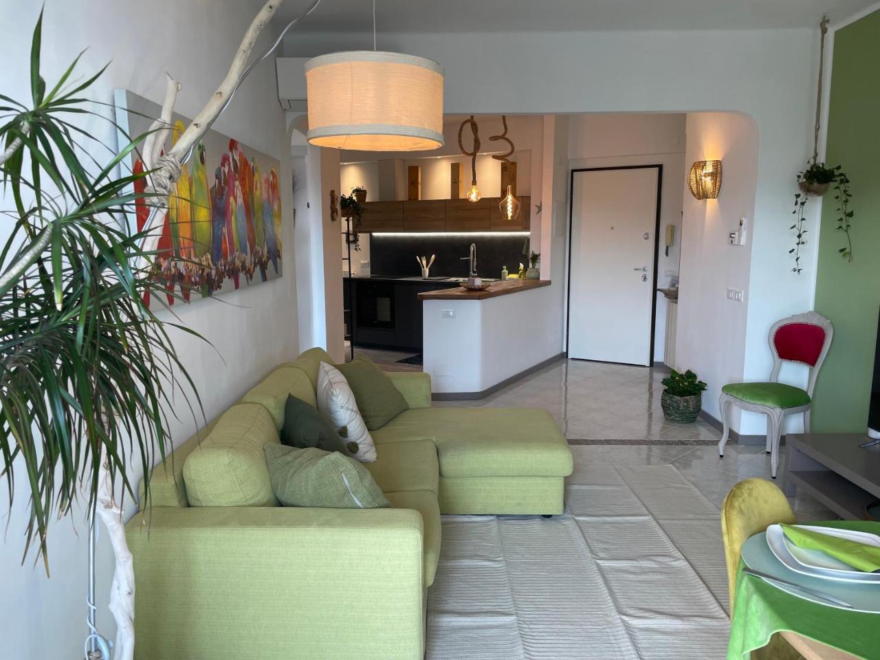 Appartamento Sapore di mare — 4-Star Luxury Hotel in Pietra Ligure, Italy