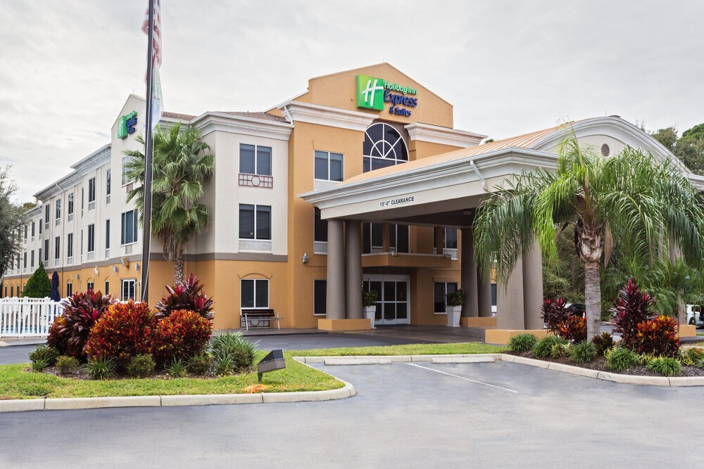 Holiday Inn Express Hotel & Suites Tavares Leesburg by IHG - photo 33