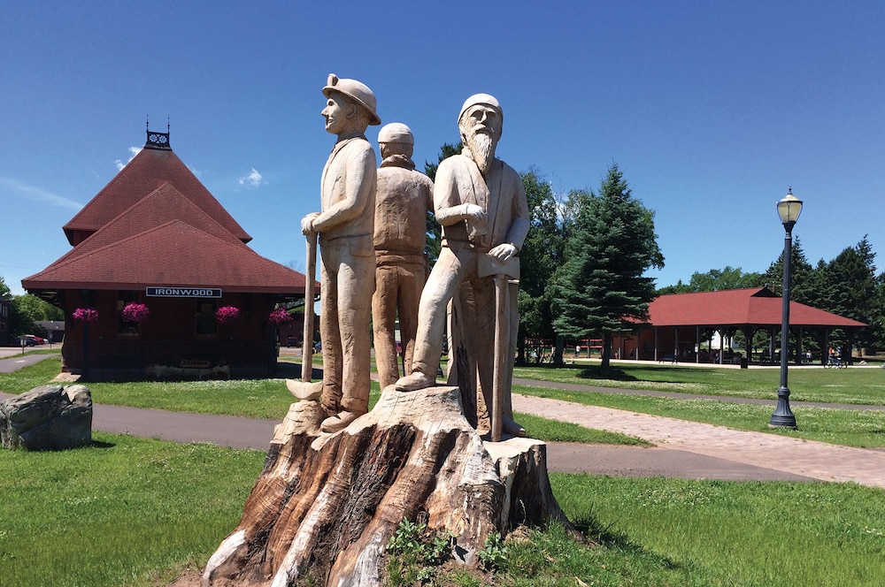 Econo Lodge Hurley Ironwood - photo 17