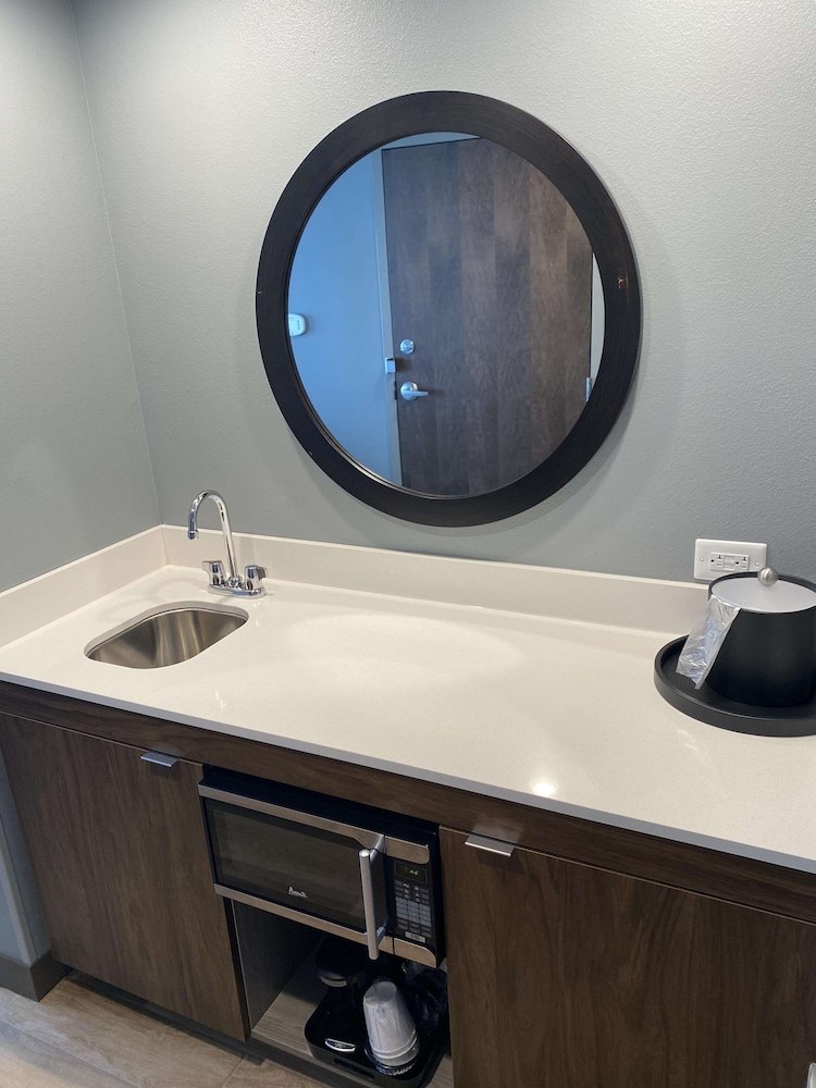Hampton Inn & Suites Olean - photo 30