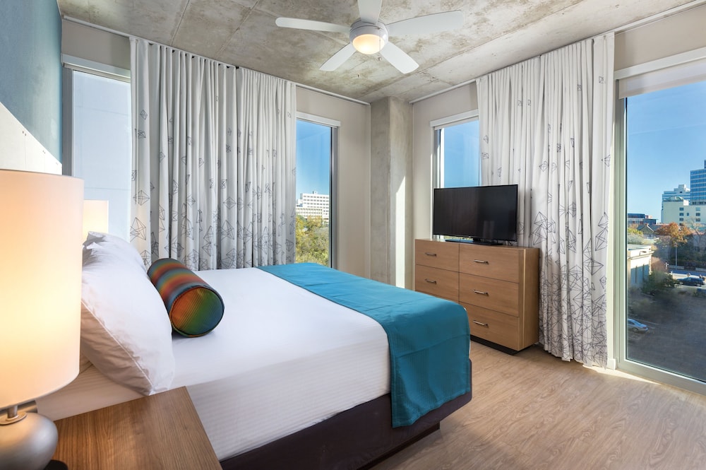 Club Wyndham Austin - photo 11