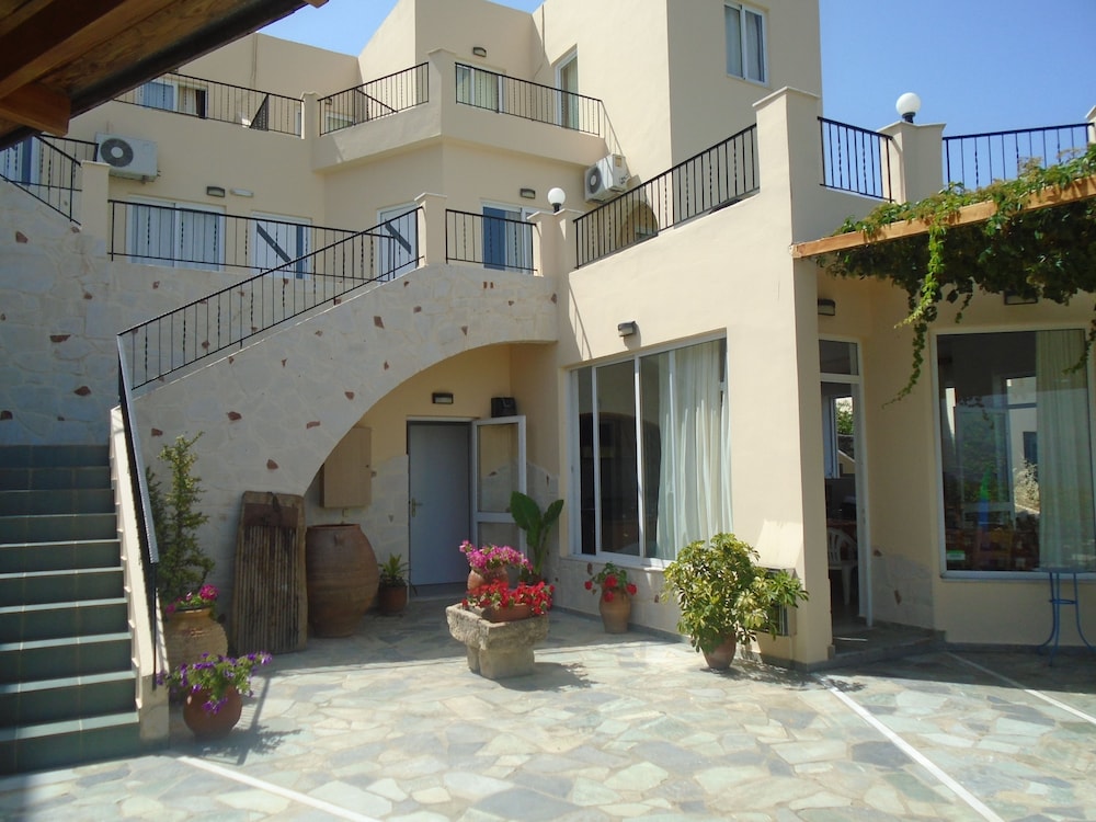 Apartment Hotel Irida in Georgioupolis, Greece