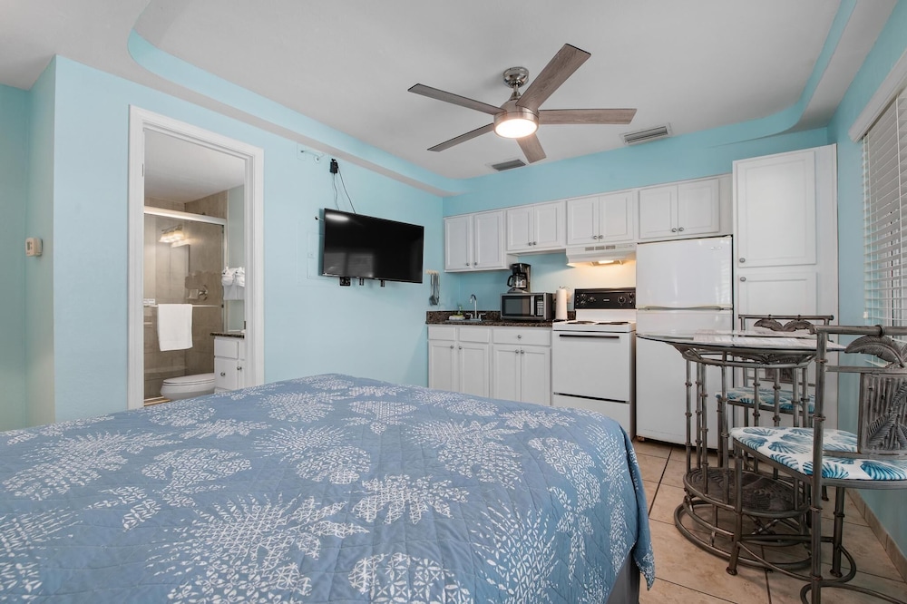 A Beach Retreat - photo 37