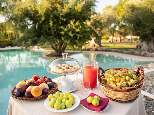 Trulli Uliveto Acquafonda — 4-Star Luxury Hotel in Alberobello, Italy