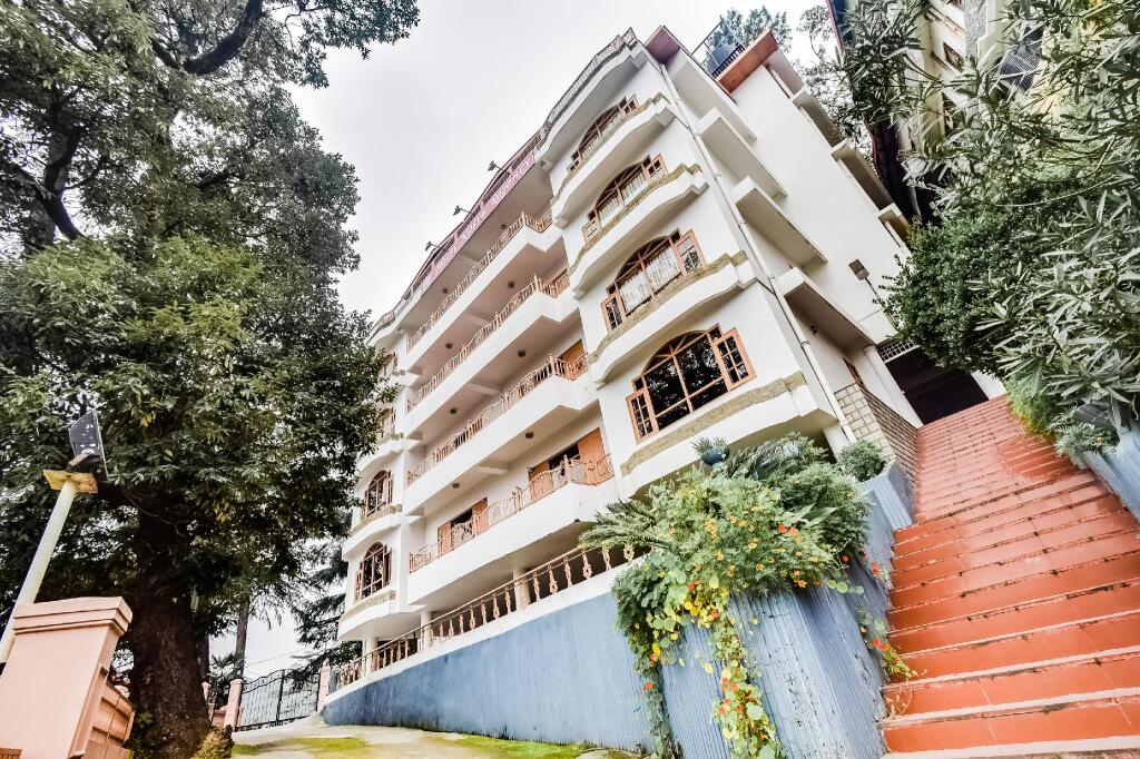 Goroomgo Kalra Regency Shimla in Shimla, India