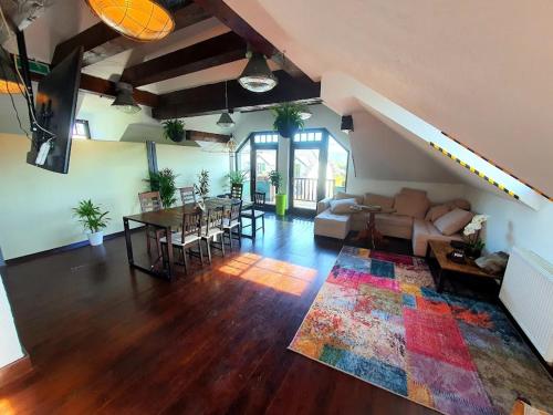 Suite Loft 19626725 — Zabierzow