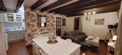 Des Histoires d’Anges Le gîte in Tournus, France