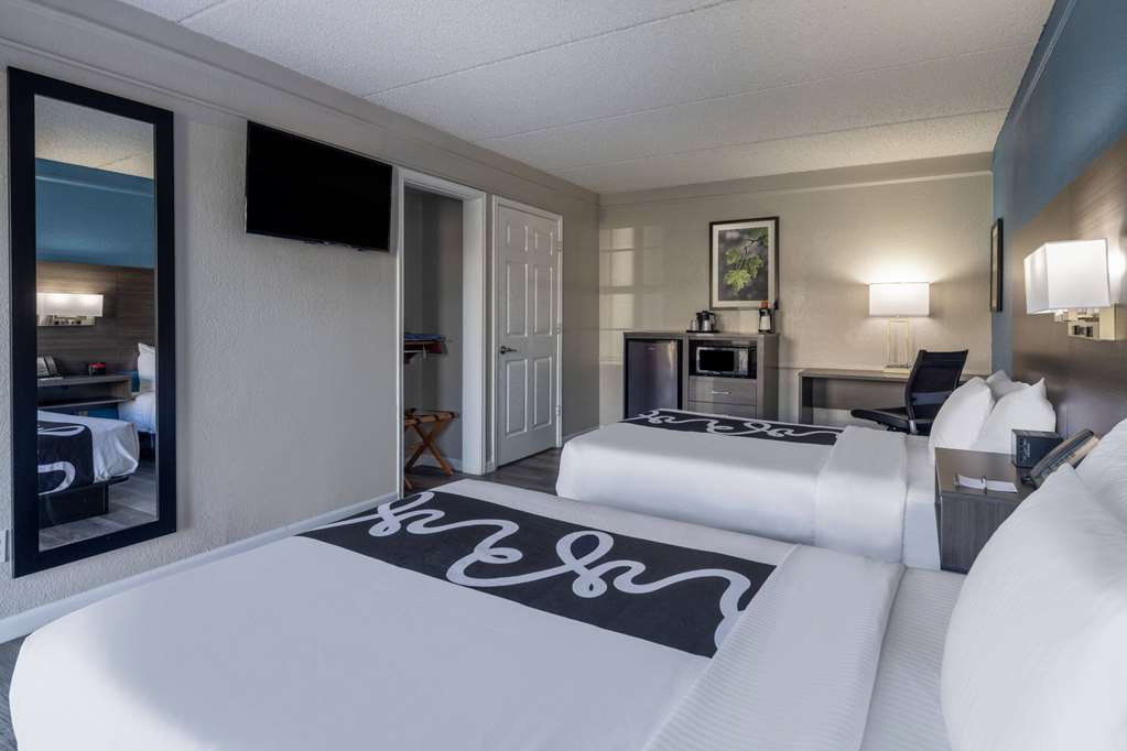 La Quinta Inn by Wyndham Sacramento North - photo 15