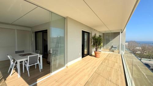 CN003 Cesenatico bilocale fronte mare con terrazzo panoramico — 4-Star Luxury Hotel in Cesenatico, Italy