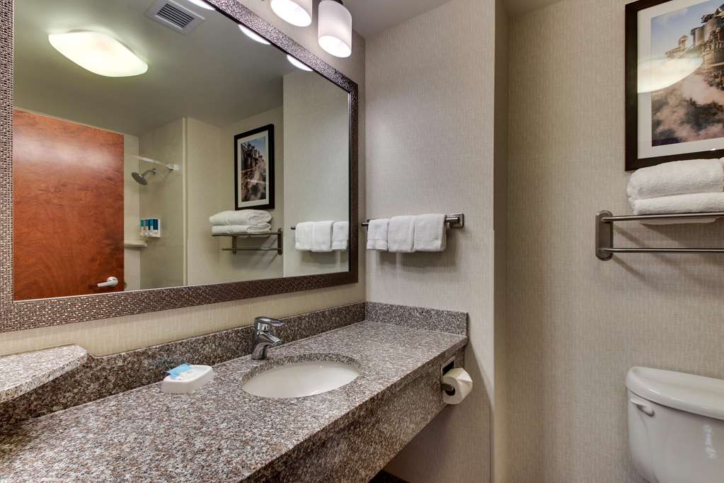 Drury Inn & Suites Meridian - photo 22