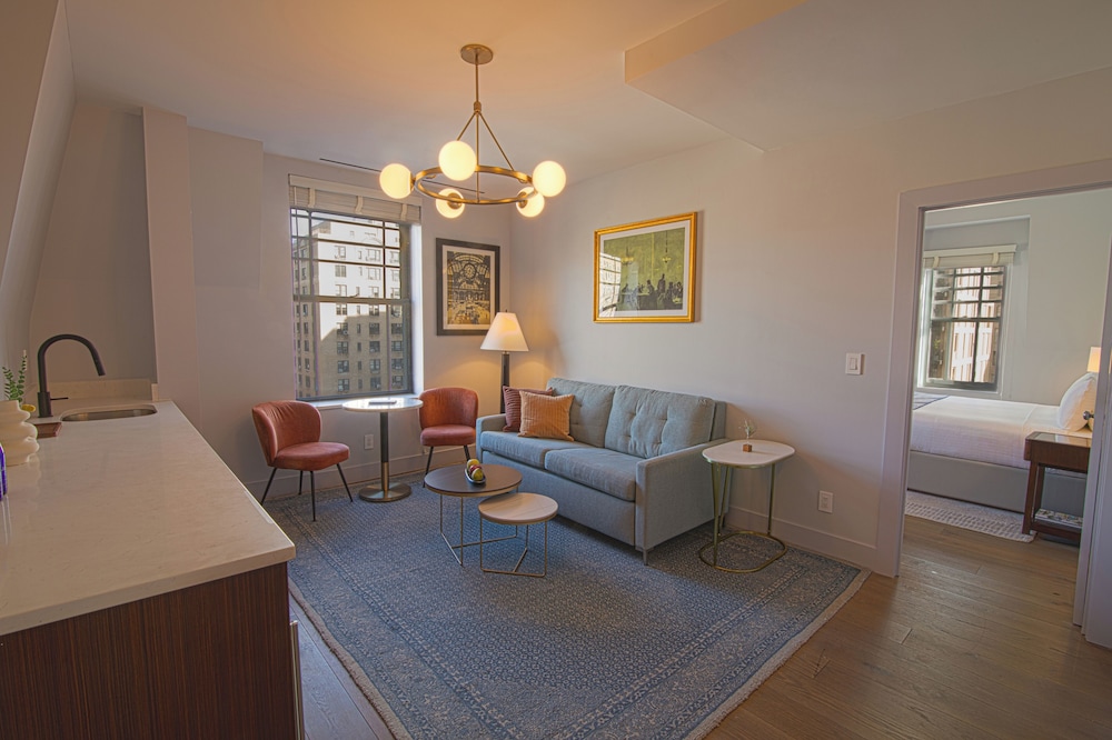 Hotel Belleclaire - photo 61