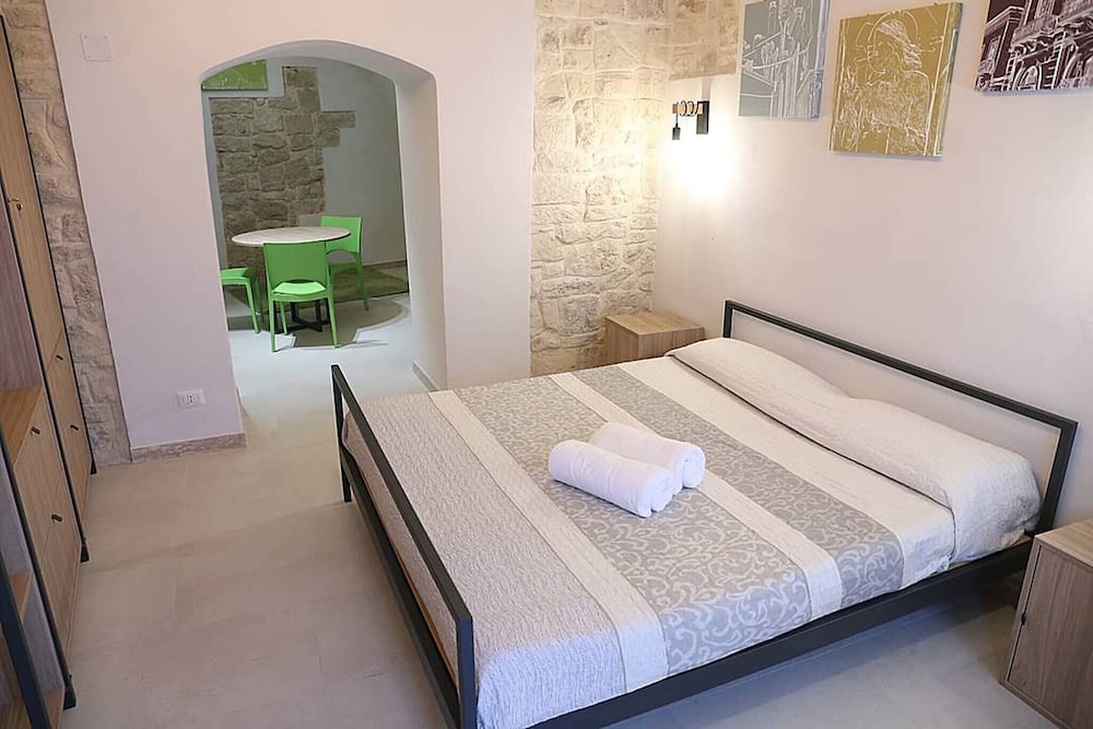 Locus Pendinelli Trani 53 the Philosophy of a B&b the Details of a Hotel - carbon neutral hotel in Trani