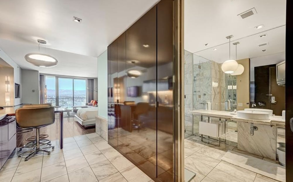 Palms Place Vacation Suites Collection - photo 9