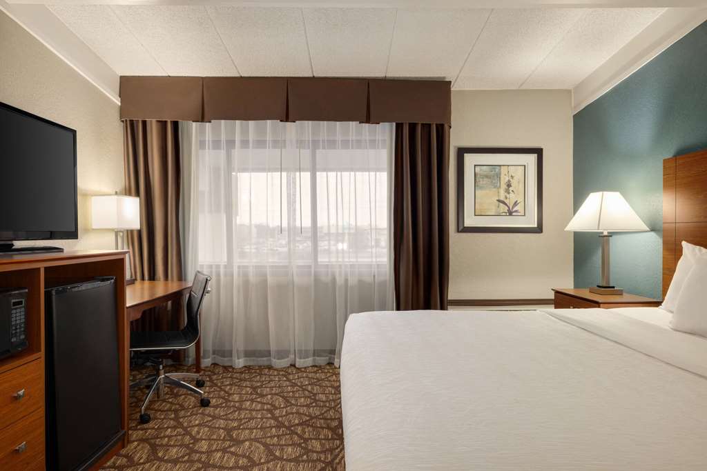 AmericInn by Wyndham Grand Rapids Airport North - photo 22